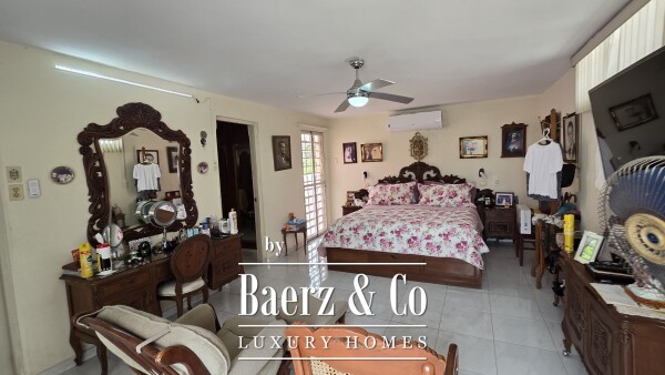 photo 29 Street 60 #375 x 43 y 41 centro 375