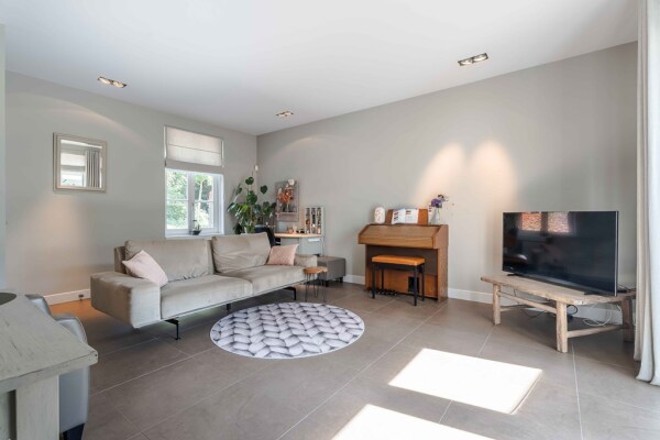 photo 36 Hoogbraak 48