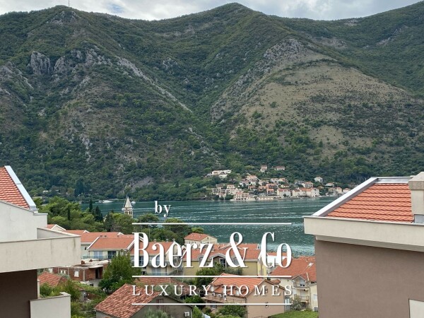photo 2 Two Bedroom Apartment in Kotor with a Seaview