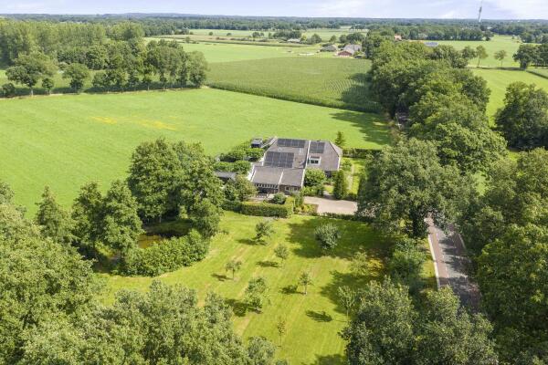 photo 66 Markeloseweg 25