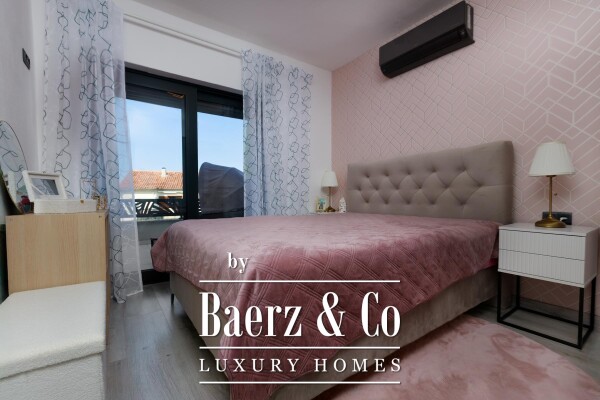 photo 8 Island of Krk, Malinska, beautiful villa with 3 residential units, swimming pool, sea view