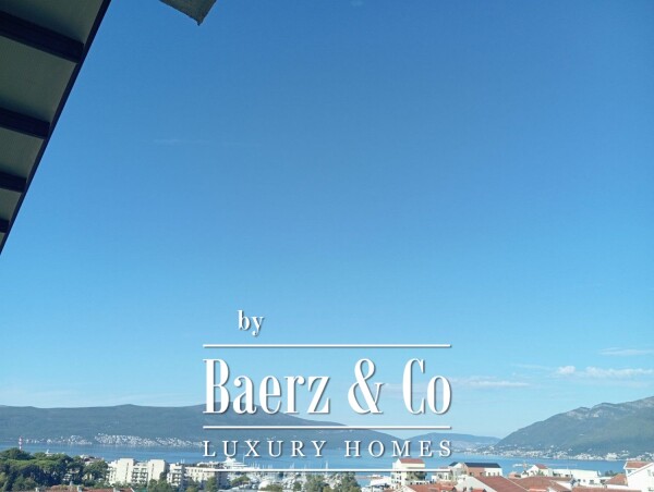 photo 4 Penthouse in Tivat with a Panoramic Sea View