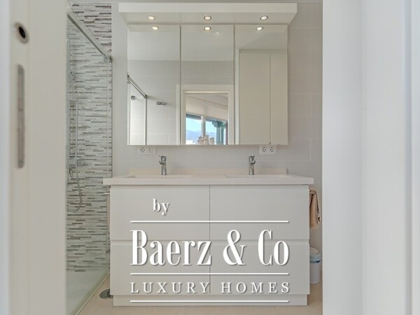 photo 21 Exclusive penthouse with fabulous ocean view in Playa de las Américas