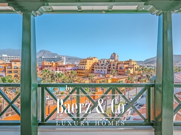 photo 32 Exclusive penthouse with fabulous ocean view in Playa de las Américas