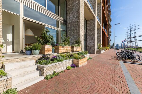 photo 45 Lloydkade 527