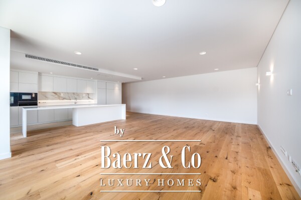 photo 14 4 bedroom flat with private garden, in Parede