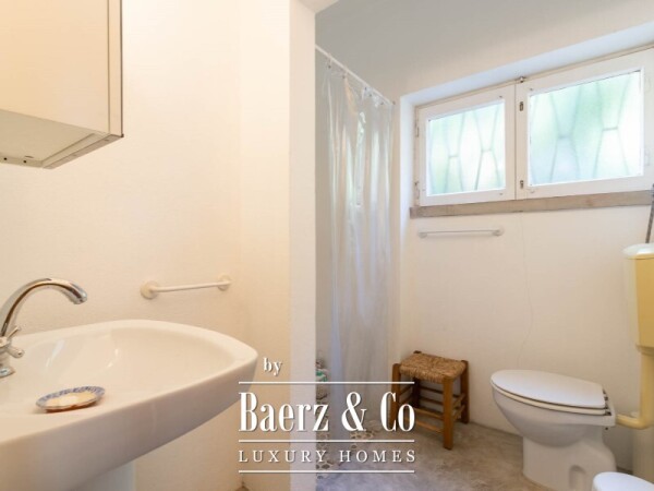 photo 14 8 bedroom villa with garden and swimming pool, in Galamares, Sintra