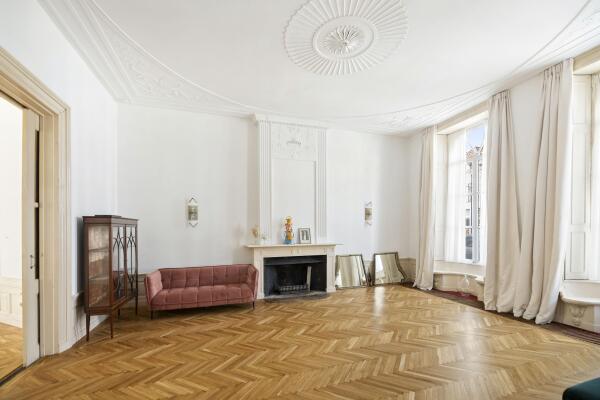 photo 8 Zaadmarkt 93