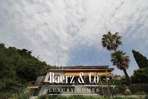 photo 8 2 x Villa for sale 350 m² (ca. 1975) + 125 m² (2006)