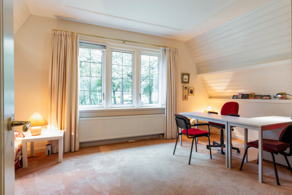 photo 17 Valkenberglaan 38