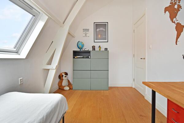 photo 74 Oosteinde 191