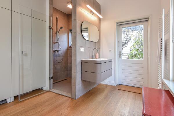 photo 49 Oosteinde 191