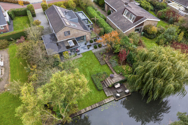 photo 42 Van de Veldelaan 958