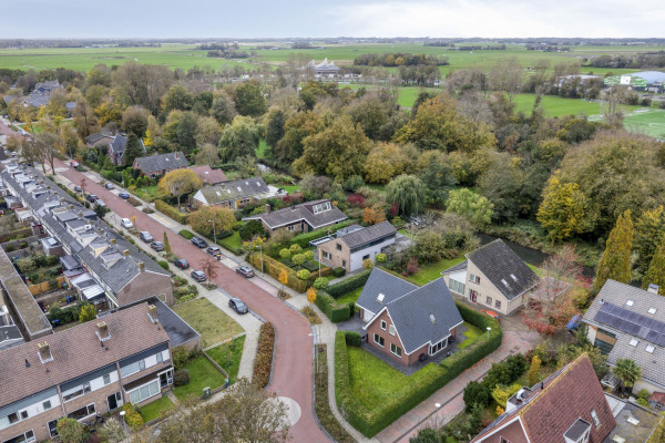 photo 55 Van de Veldelaan 958