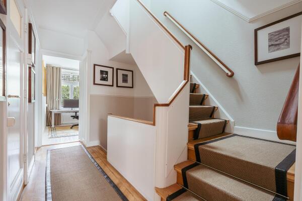 photo 25 Diepenbrockstraat 22