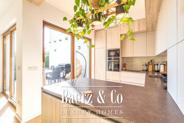 photo 5 Zagreb, Mlinovi modern three, story apartment