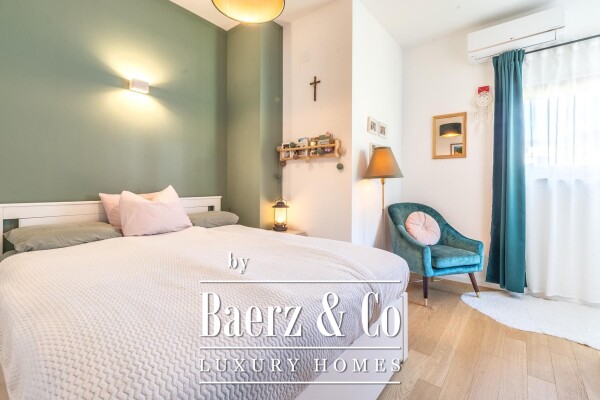 photo 8 Zagreb, Mlinovi modern three, story apartment