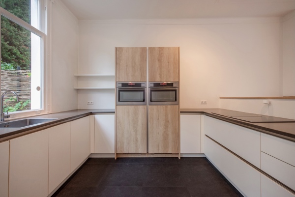 photo 24 Van Dorpstraat 4