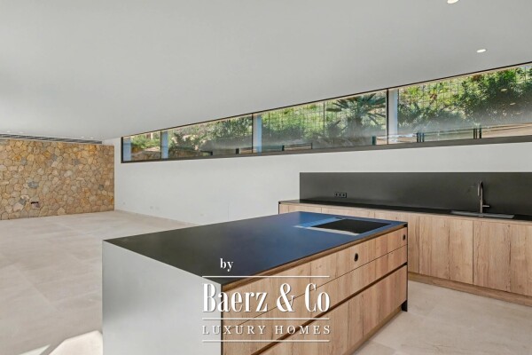 photo 5 Newly built villa ready to move into in Sant Elm