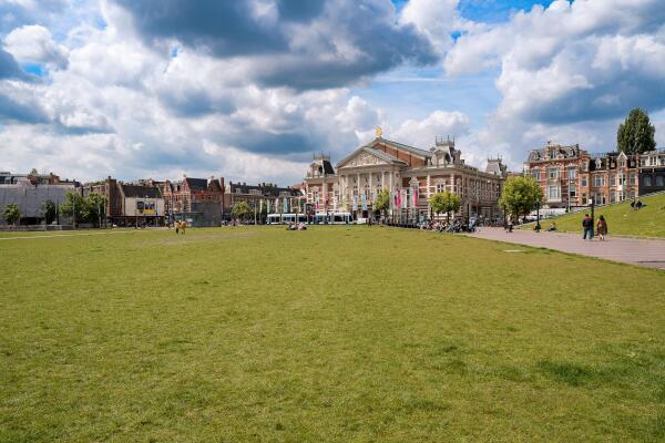 photo 38 Van Baerlestraat 17 3