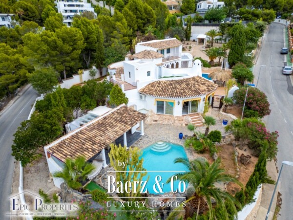 photo 1 Beautiful luxury home in Altea