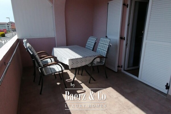 photo 4 Rab, Lopar, multi-purpose house with commercial and residential units in an attractive location