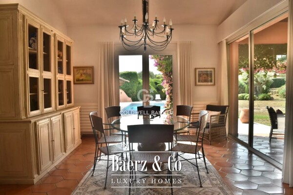 photo 4 Beautiful Provençal villa at the foot of the village of Valbonne