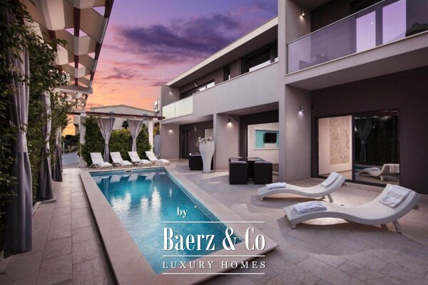 photo 34 Rogoznica, house with a swimming pool and a sea view, 352 m²