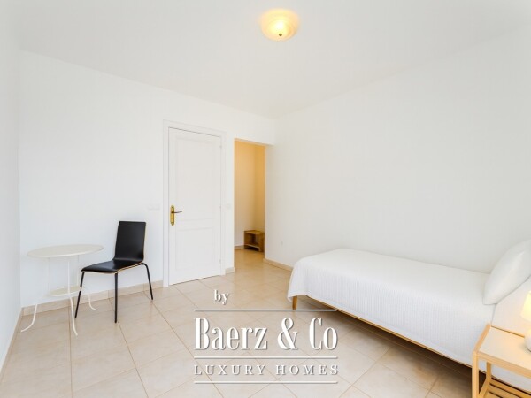 photo 9 Large villa by the sea in Candelaria