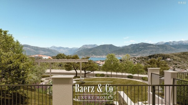 photo 11 Luxurious Apartment in Montenegro with a Yard