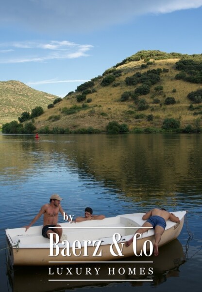 photo 12 Douro Riverfront Almond Estate