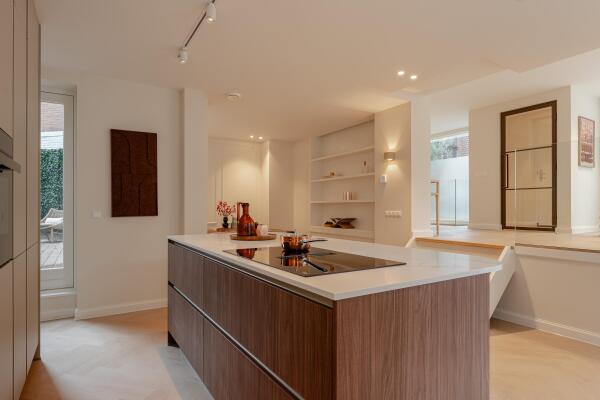 photo 11 Eerste Helmersstraat 34