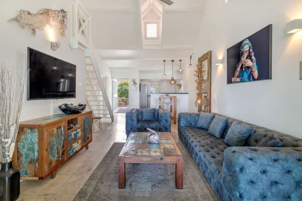 photo 5 Oceanfront Living in the Heart of Kralendijk