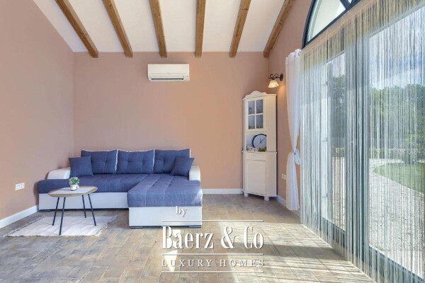 photo 24 Istria, Rovinj, a beautiful house on a large plot with a guest house and a swimming pool