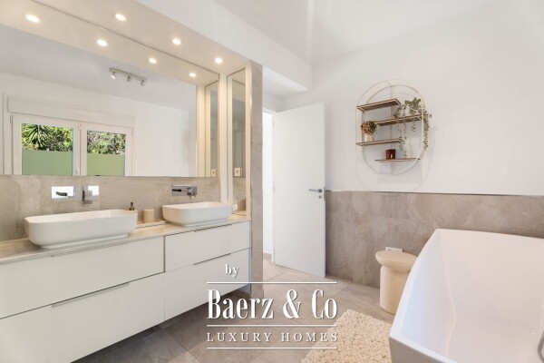 photo 15 Villa - Marbella East - Ref: 8690