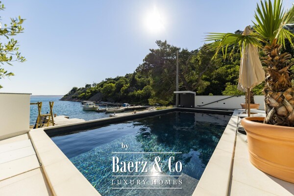 photo 3 Barić Draga, Exclusive Seafront Villa with Pier and Boat Slipway