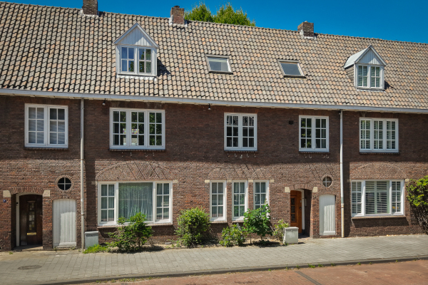 photo 51 Prins Bernhardstraat 5