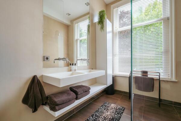 photo 54 Vossiusstraat 31 H