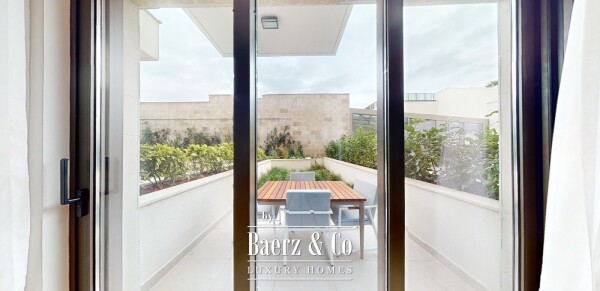 photo 7 Luxurious Duplex Apartment in Tivat with a Garage near the Sea