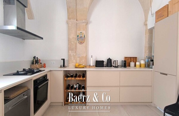 photo 4 MENORCAN HOUSE WITH POOL FOR SALE IN THE OLD TOWN OF CIUTADELLA DE MENORCA NEAR FISH MARKET