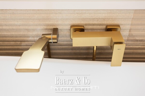 photo 17 Apartment for sale in Eixample