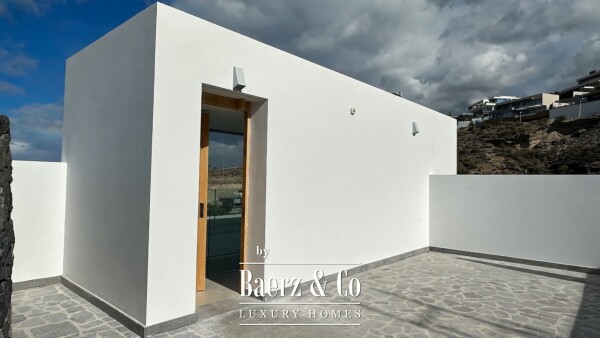 photo 16 New built villa with ocean views