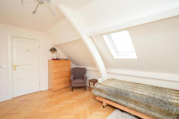 photo 24 Hezelstraat 17