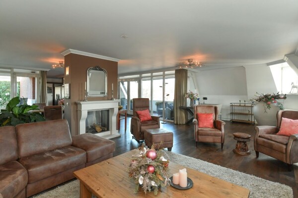 photo 14 Veenderweg 4