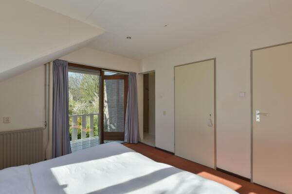 photo 15 Parel 4