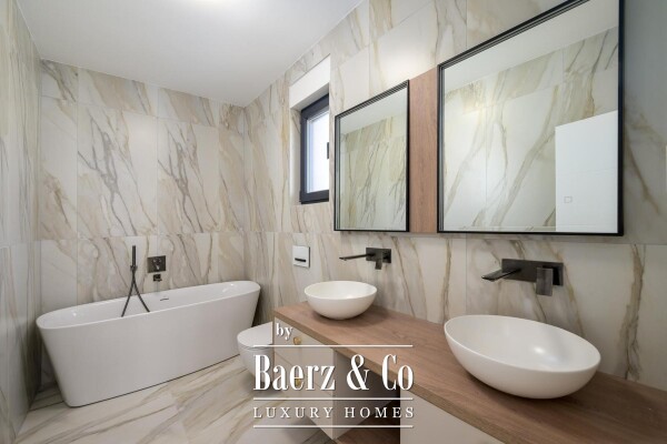 photo 17 Istria, Rovinjsko selo, modern house 210 m² with heated pool, sauna and jacuzzi