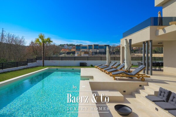 photo 34 Istria, Rovinjsko selo, modern house 210 m² with heated pool, sauna and jacuzzi