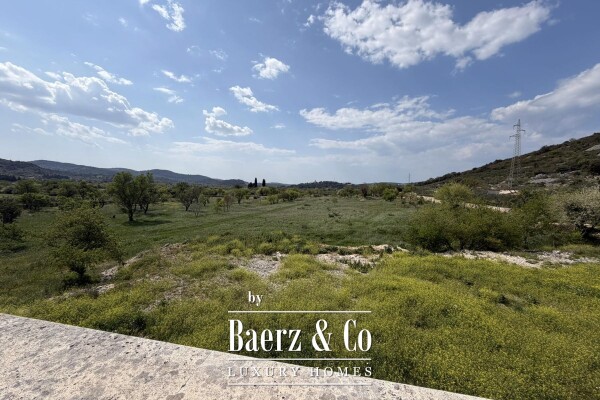 photo 23 Brač, Nerežišća, a stone villa on a spacious plot of 28,122 m².