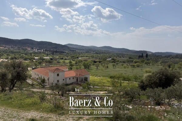 photo 26 Brač, Nerežišća, a stone villa on a spacious plot of 28,122 m².