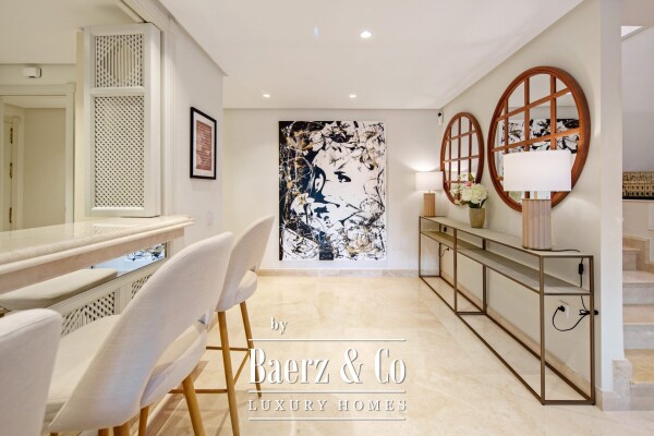 photo 29 Penthouse - Marbella East - Ref: 8717